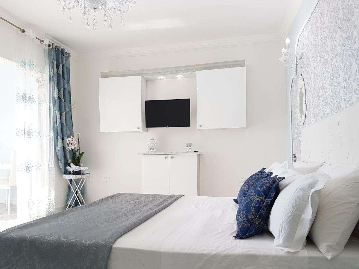 Blue Diamond Apartment ปาร์เกลียา ภายนอก รูปภาพ