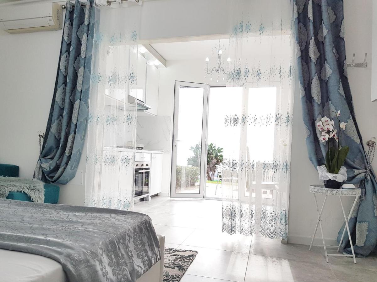 Blue Diamond Apartment ปาร์เกลียา ภายนอก รูปภาพ